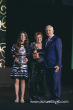 Ellen DiBella awarded USEF’s Lifetime Achievement Award.